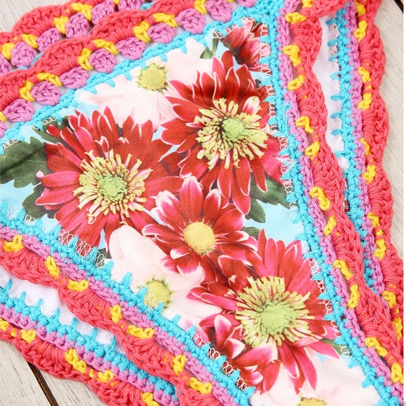 Hippie Hooray Boho Gypsy Floral Crochet Bikini - Picture 7 of 8